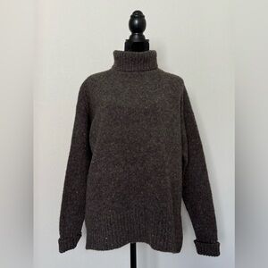 Express Tricot 100% Wool Charcoal Gray Mix Turtleneck Sweater size Large